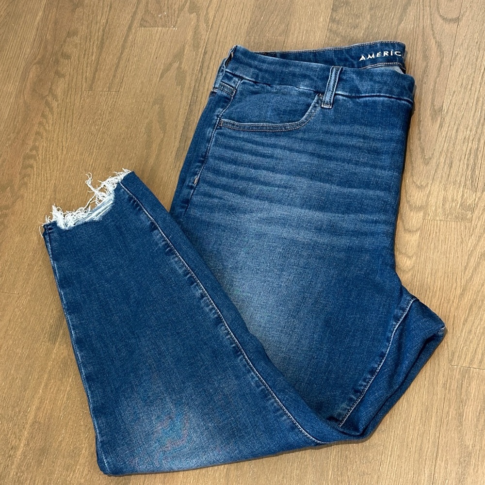 American Eagle Outfitters Blue Ankle Cropped Jeans